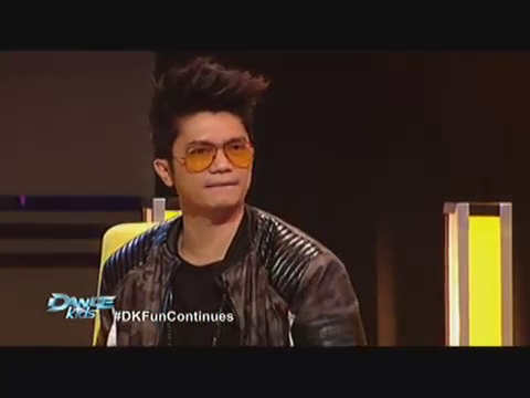 ktrealx44's tweet photo. Brighter side!😉 
When Vhongskie doing this😍😍😍,the nkakatunaw tingin plus the kagat labi, yieeh!🙈😍😍😍❤
#DKFunContinues https://t.co/La9broAISl