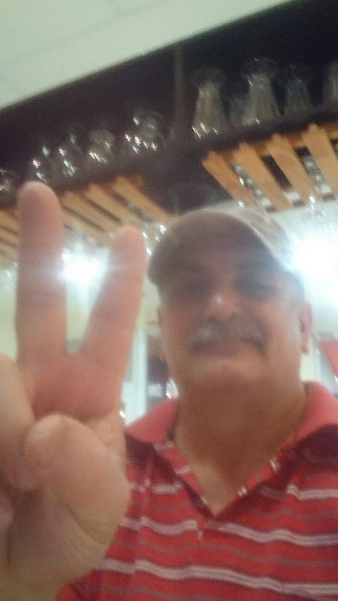 ericaveron1981's tweet photo. Mi familia sabe a donde NO QUIERE VOLVER #VOTAMOSASCIOLI #Elecciones2015 #GANASCIOLI #ScioliPresidente https://t.co/ilvFgsGQuj
