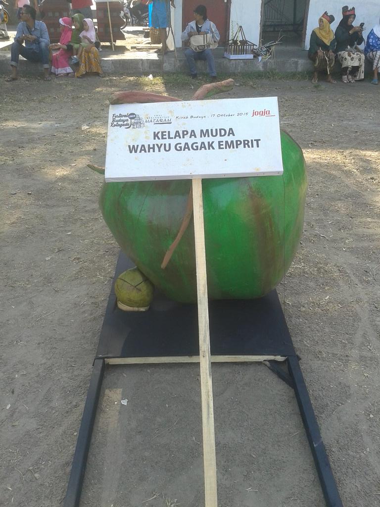Copian kelapa muda wahyu gagak emprit