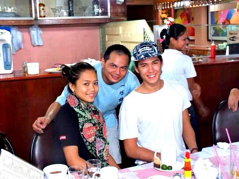 slntlybreaking's tweet photo. Cto*
ToMiho with their fans! Kainggit! P na P
#ShowtimeClapClapClapChampion https://t.co/sOwX19B9uy