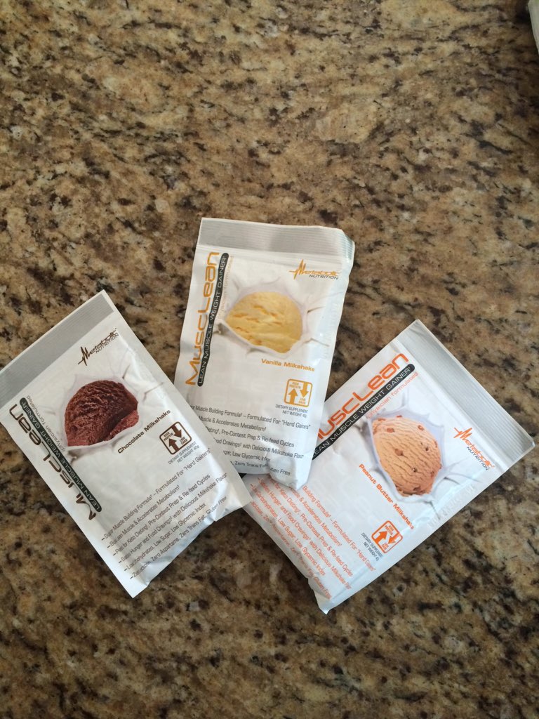 LeonardScriven's tweet photo. Love the new #musclelean from @MetaNutrition. Thx for the samples. Great ratios for #lowcarblife #primal #paleo https://t.co/FzDiq28vPJ
