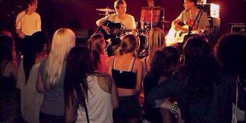 5sose31d's tweet photo. The stages 5sos have performed at throughout the years!
#MTVStars 5 Seconds Of Summer https://t.co/MZ3MIPbjnc