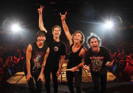 5sose31d's tweet photo. The stages 5sos have performed at throughout the years!
#MTVStars 5 Seconds Of Summer https://t.co/MZ3MIPbjnc