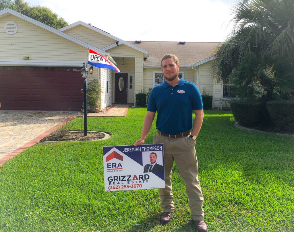 jthompsonfl's tweet photo. Hosting an Open house this morning at a home in #ThePlantation in #CentralFlorida #GolfFront 🏡⛳️ https://t.co/jiNoNZetYC