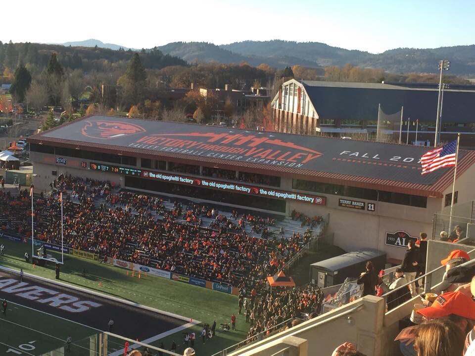 jputterson14's tweet photo. Monday 11/23 the Big Build @OSUBeaversFB begins. #VtV improves recruiting, competitiveness and function. #GiveNGrow https://t.co/En2eMcpk1x
