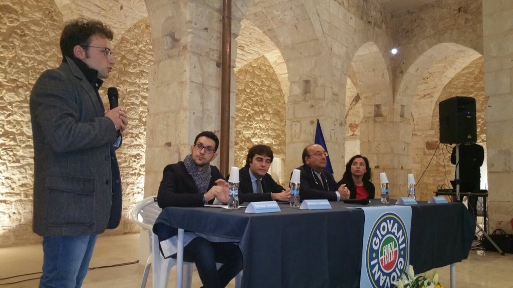 FigPuglia's tweet photo. Week end da record! Proprio vero che #noncifermiamomai!CeglieNociAndriaFoggiaWinterSchool @mimmolardiello @vitali_l https://t.co/fDz2rG9rh3