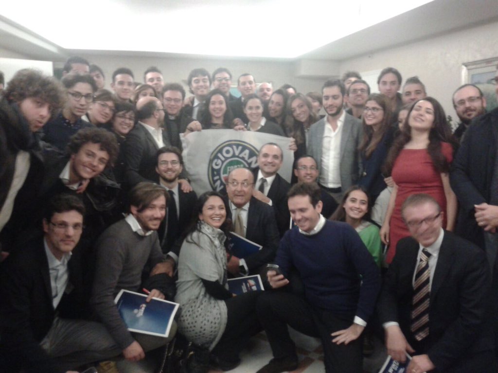 FigPuglia's tweet photo. Week end da record! Proprio vero che #noncifermiamomai!CeglieNociAndriaFoggiaWinterSchool @mimmolardiello @vitali_l https://t.co/fDz2rG9rh3