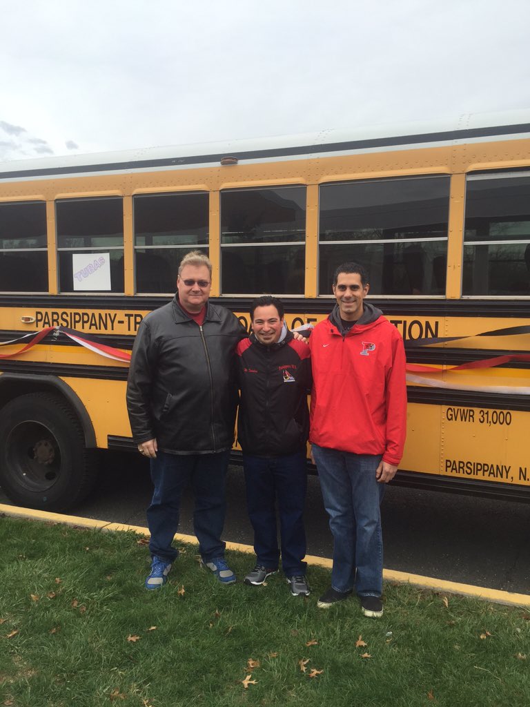PHSbands's tweet photo. 3 Generations of #PHSMB Directors! #PrideHonorSpirit #Parsippany https://t.co/h0JA2E5eKL