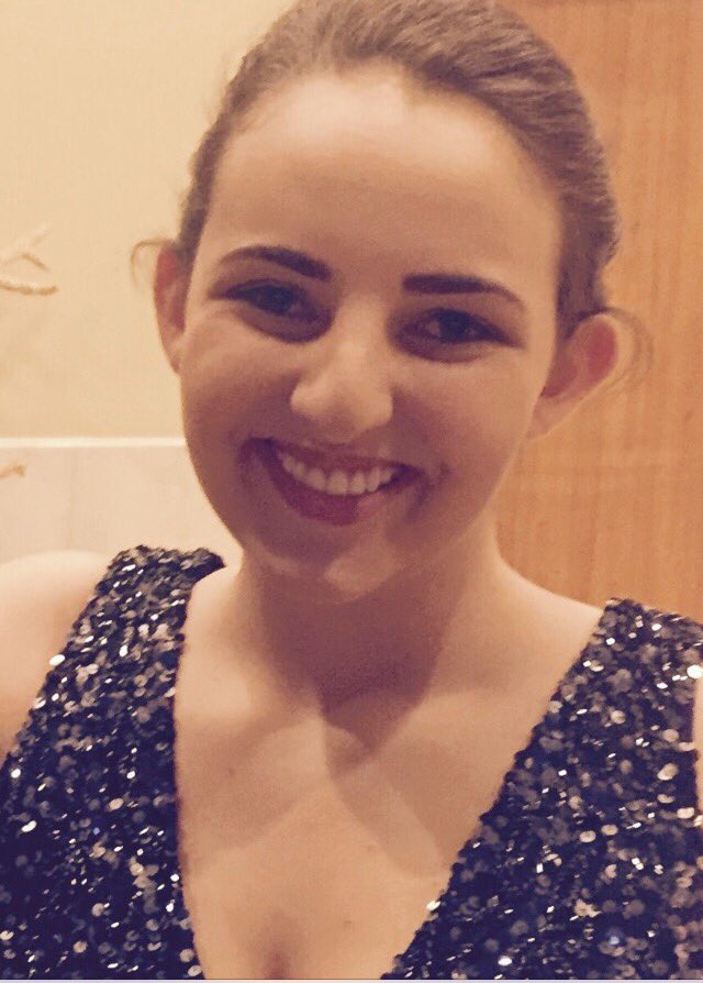 DonnaMckenna_CD's tweet photo. Our @LeavesoftheTree teen star @sarahheelys is all grownup &amp; beautiful! @HealeyBecky https://t.co/NLmf0FcqZn