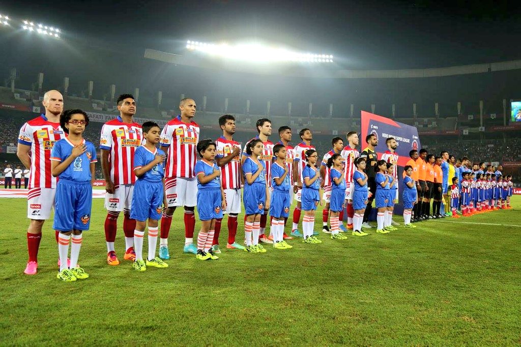 Tiri1991's tweet photo. A great match. An important step towards achieving our goal. Thanks for the inconditional support. #ATK 🔴⚪🔴 https://t.co/ieGOX5ls3C