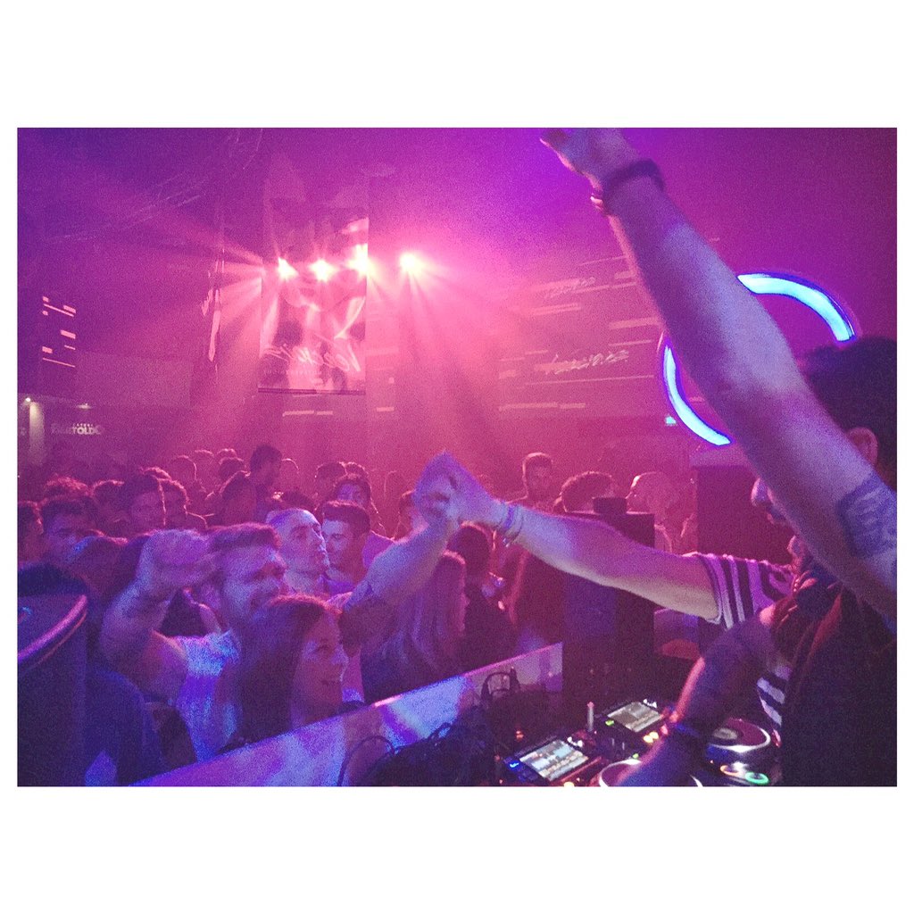 djtommyvee's tweet photo. Last night #Veecious at STORY #Padova! Thanx ππΎ https://t.co/lGzMI4SdOf