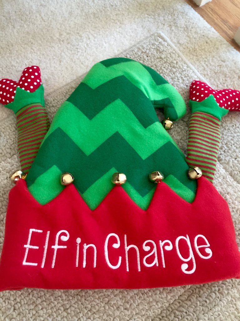 NikkiMartinOPMG's tweet photo. THIS Hat.... Yaaaasss!!!! #elfincharge #justcallmetopelf ๐
๐ผ๐โ https://t.co/VMnxadRmgw