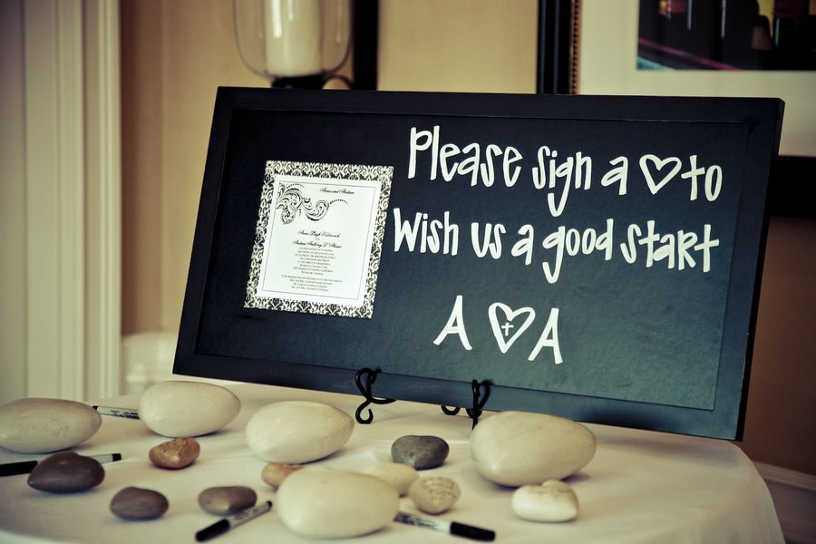 WeddingFabled's tweet photo. This ideas are incredibly spurising and unique! -->  https://t.co/6nKpOdnIwI https://t.co/GFPeFhOMDP