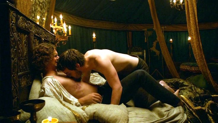 rtfavgay's tweet photo. loras and renly - game of thrones https://t.co/8fAdkjz3Bi
