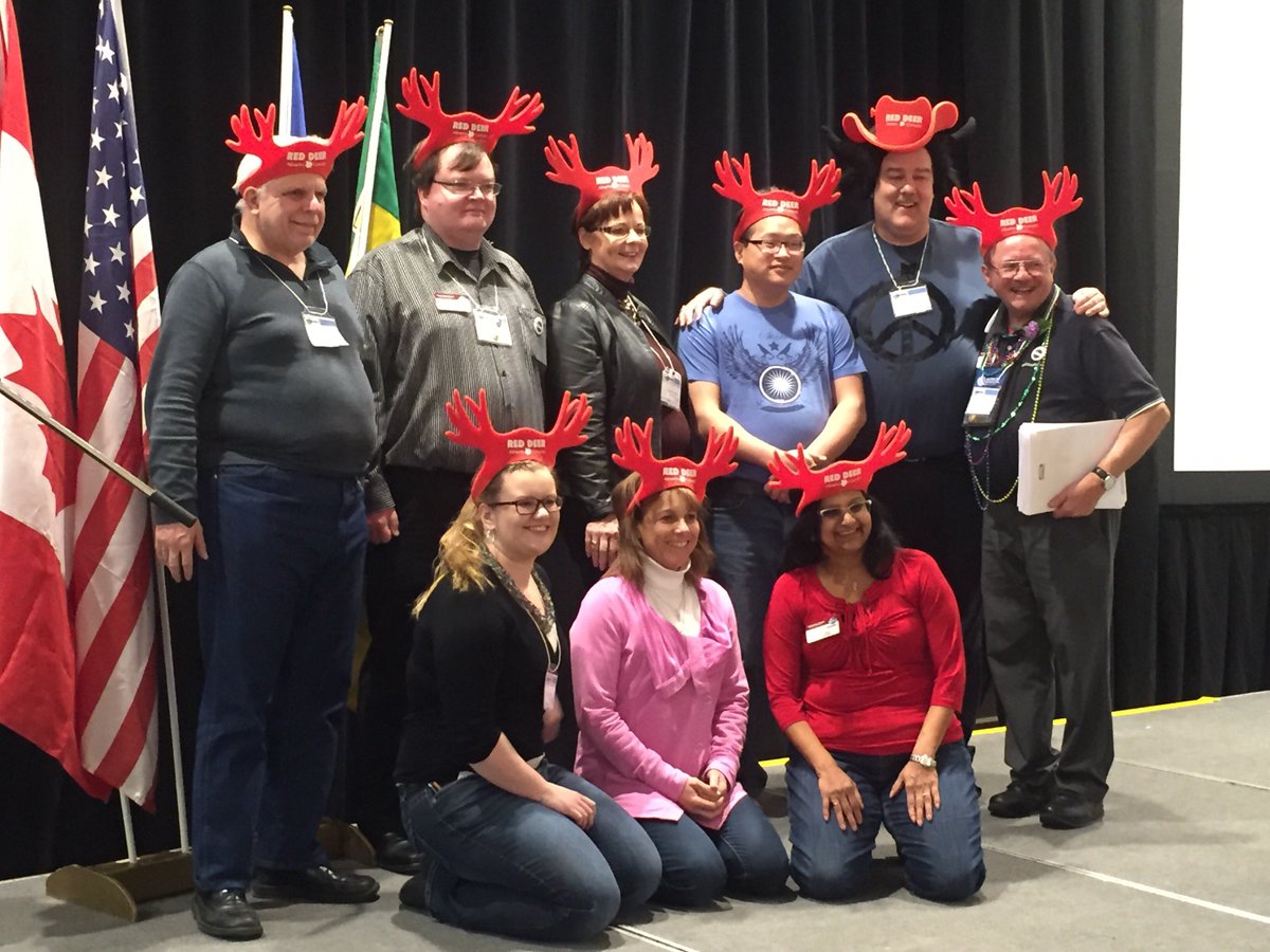 ToastmastersD42's tweet photo. The Red Dears #Toastmasters promote #d42sc2016 in Red Deer Apr. 29/May 1, 2016
@ToastmastersD42
#LeadersLearn https://t.co/wb3LPtUbSx