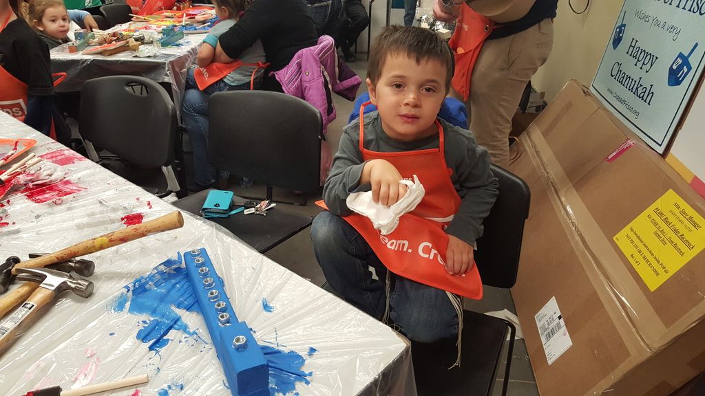 mo_PSstore6513's tweet photo. Menorah building workshop today! https://t.co/NMxQPei7BA