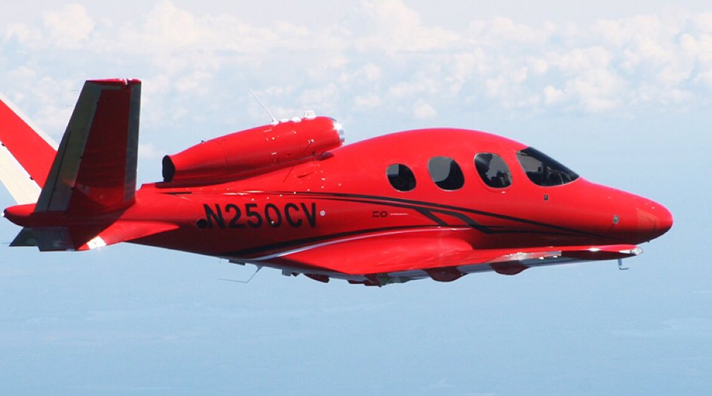 KurtJames167's tweet photo. When I win lotto this week, this will be one of the many aircraft purchased. #cirrus #visionsf50 #aviation #whynot https://t.co/i6cDXyisNZ