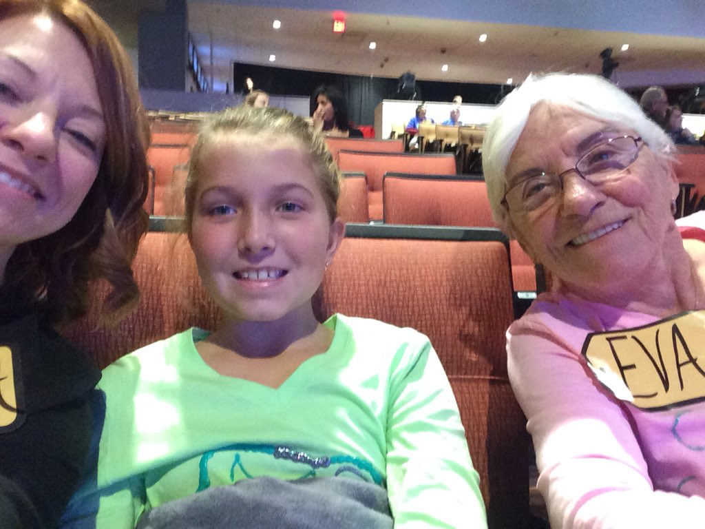 jadatapley's tweet photo. @TPIRLIVE waiting for the show to start! https://t.co/BLmOolamCs