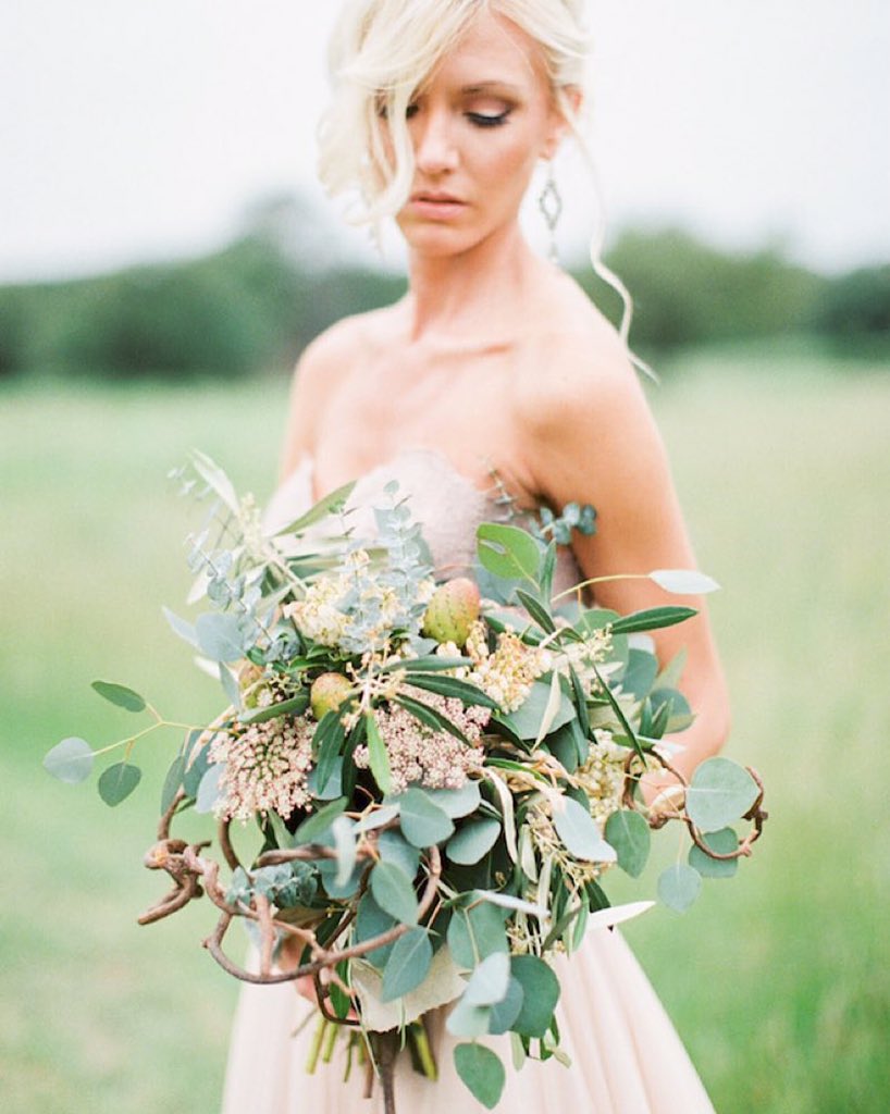 A little Sunday love for <a href="/BurnettsBoards/">Burnett's Boards</a> <a href="/sharonnicole1/">Sharon Nicole Ku</a> <a href="/FDellitDesigns/">F.Dellit Designs</a> <a href="/TwoBeWed/">Natalie Dawley</a> today!! Love this design!