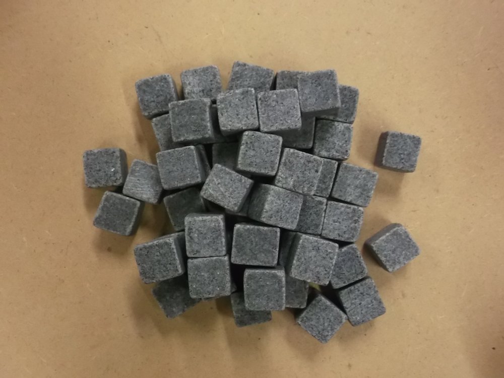 Howmanychairs's tweet image. SHOP: 50 grey granite cubes (2cm) with cotton storage bag bit.ly/1HYFWau
