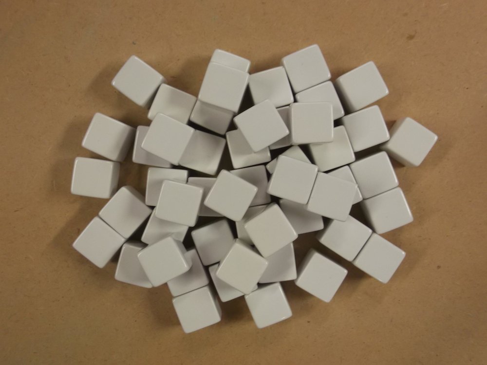 Howmanychairs's tweet image. SHOP: 50 hefty white cubes (2.5cm) with cotton storage bag