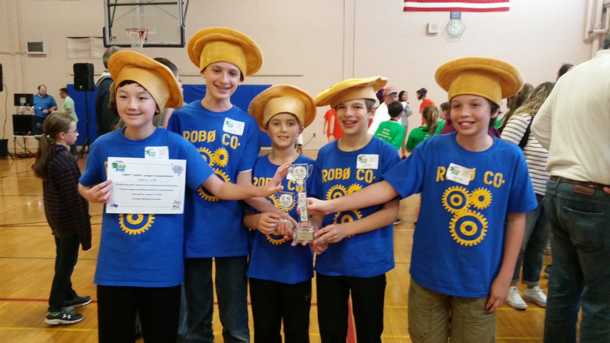 bms_ri's tweet photo. Congrats to Barrington's Ss on Team Rob0 Co who also qualified for States at another robo meet https://t.co/PuQYOP9Ney