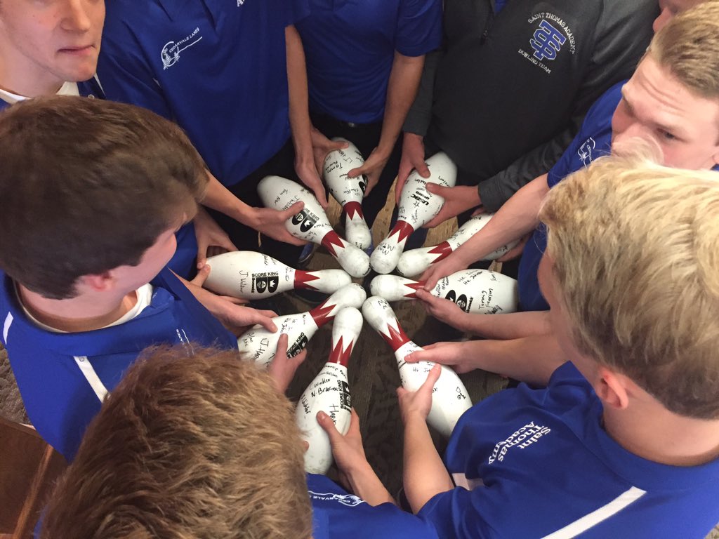 John_Weidner88's tweet photo. #BowlIsLife #TipsTouching https://t.co/ZV5gXDMoFb