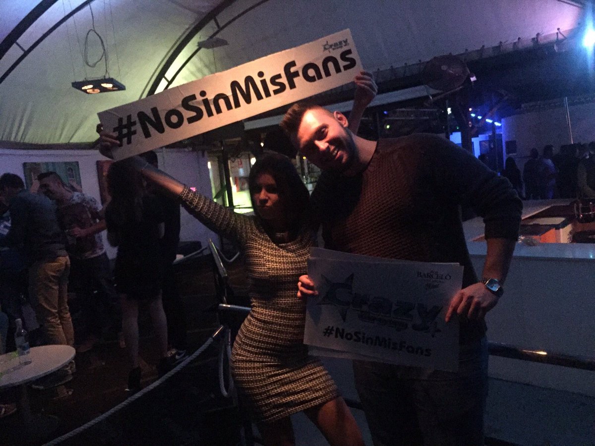 fanii_san's tweet photo. Sabado noche en @sevenxativa!!
#NoSinMisFans #soycrazy @CrazyG_RB https://t.co/75ZNbylRH1