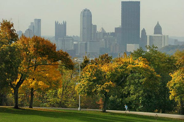 fittinsider's tweet photo. 12 Walks in Pittsburgh You Should Take (at least once) https://t.co/E5IzVq3x5n https://t.co/YXlRMDlJcR