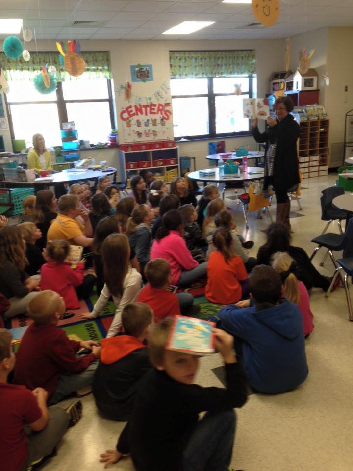 PEStweets's tweet photo. PES reading buddies. #PESrocks https://t.co/0uefewUe3z