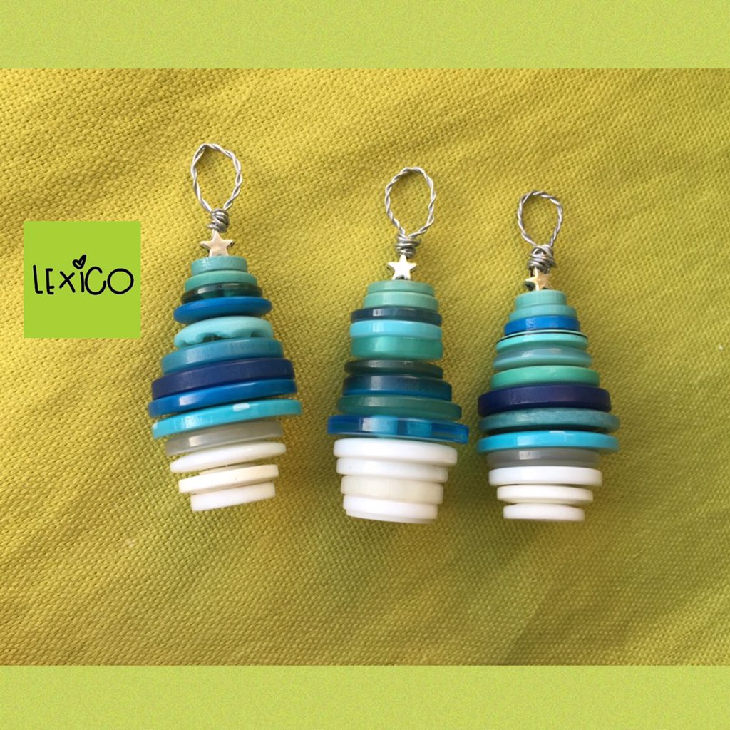 Lexicolaura's tweet photo. #Christmas #treedecorations made bespoke in your favourite colours
#CraftHour #britcraft #ladiescoffeehour #makehour https://t.co/nMrDWQr7ij