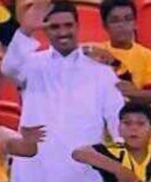 MAHA_931's tweet photo. والله هذا أعقلهم ههههههههههههههههههههههههههههههه https://t.co/MlZ6gZZYCs
