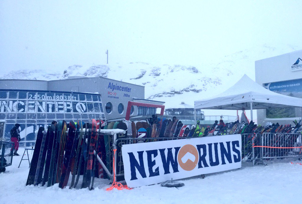 On the way back. Thanks @ZellKaprun #test <a href="/snowcountrynl/">snowcountry</a> #snowboard #ski See you next time! #winter