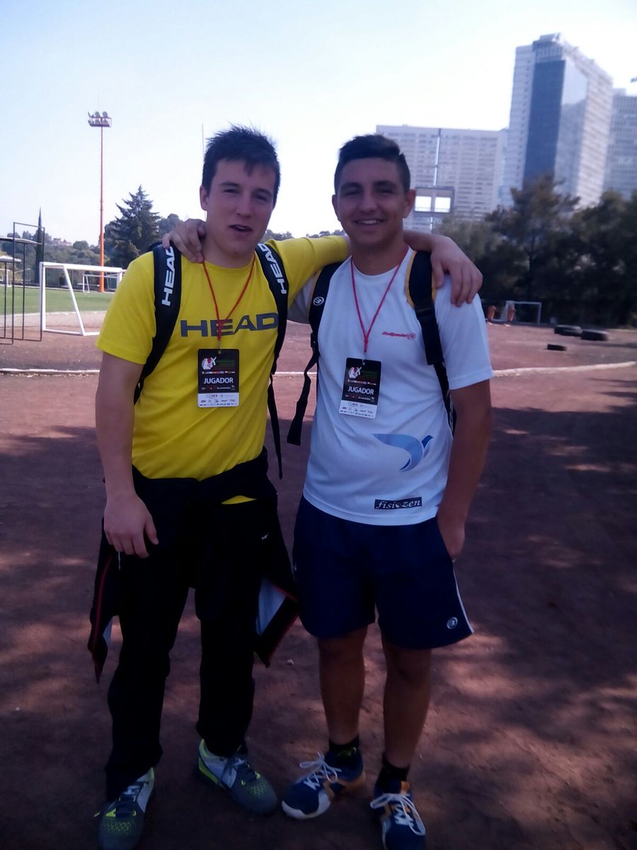HEAD_PADEL's tweet photo. Campeon del mundo sub16! Bravo @josemr99pad #gameraiser #HEADPadelRebel https://t.co/ZbzVIPFo8y