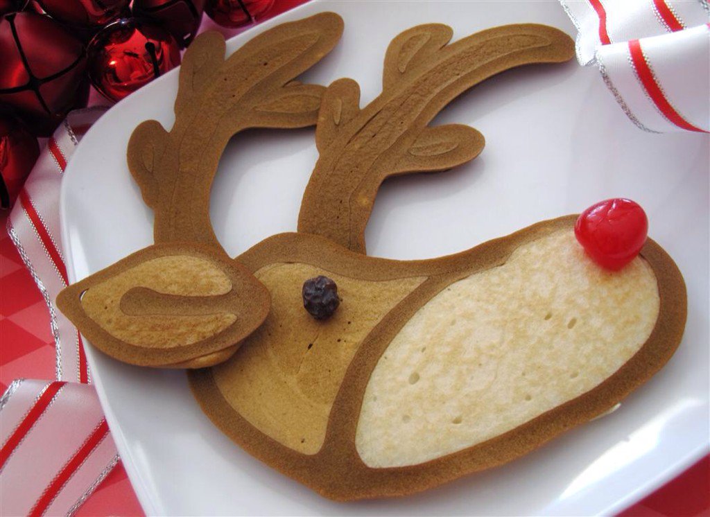 RateMyPancakes's tweet photo. We hope your pancake art is up to scratch ready for Christmas! https://t.co/UWNdvwuq6J