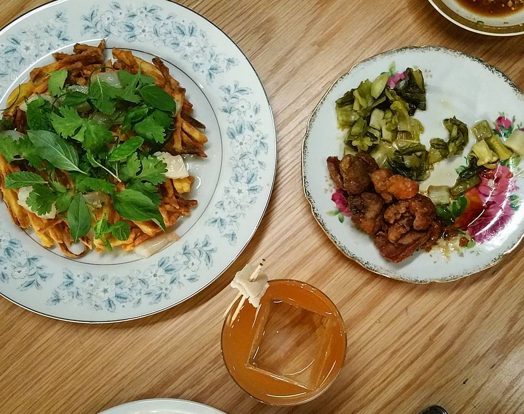 estarLA's tweet photo. Lovely dinner last night @simbal_la #LittleTokyo. Haven't been this excited about a place in awhile. https://t.co/XZS4sCvQsT