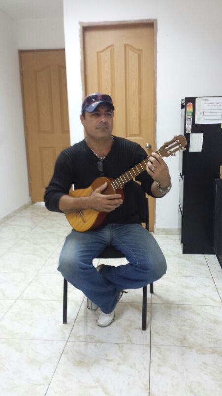 elvisnavas's tweet photo. NEGUITO CON LAS ALIANZA LO PREDIJO Y LA COMPONENDA ARTERA SIGUE HACIENDO BIEN ??? Y QUE EN PRO DE LA GAITA  HUFFF https://t.co/nnRS6KxjzR