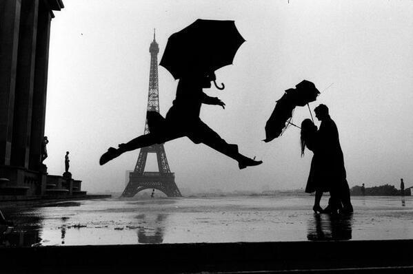 historypicold's tweet photo. #ParisIsLife https://t.co/p9QejgynQ0