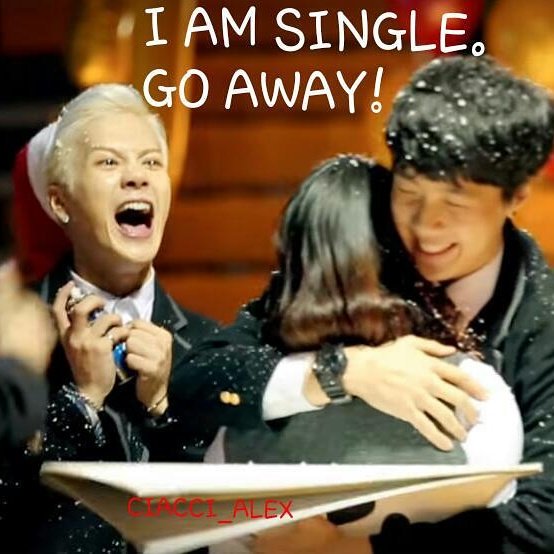 alesimo9501's tweet photo. I am single, go away! hahahhahah #got7 #got7funny #got7vines #got7memes #got7meme #got7confessionsong #jacksonwang https://t.co/Gi97Y9LC6t