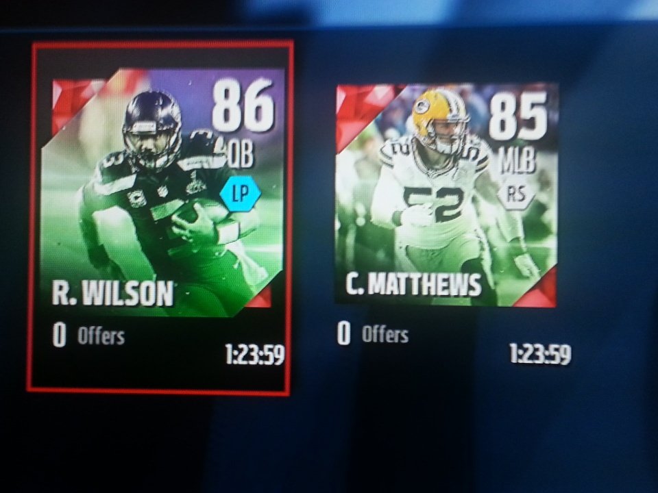 Visiondary's tweet image. Small Giveaway
Retweet and follow me and 
@Mr_Yodaa to win 
Ends in 1 Hour