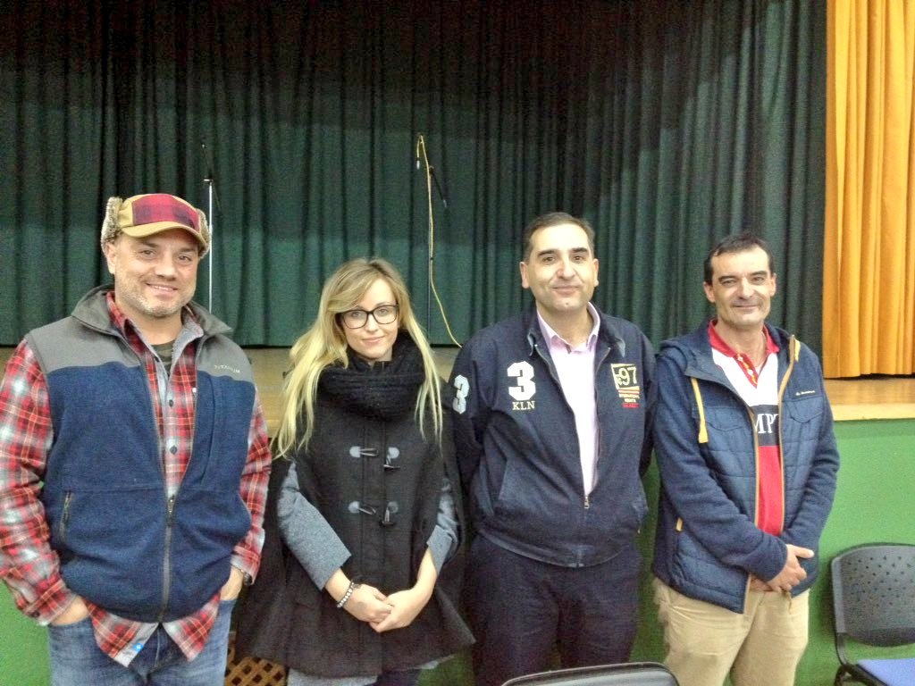 Entrega de premios muy divertida en IV <a href="/Festivalciervo/">Festival del ciervo</a> #navalucillos @JIgnacioVega_ <a href="/valledelchorro/">C.R.Valle del Chorro</a> <a href="/visitcabaneros/">P.N. de Cabañeros</a>