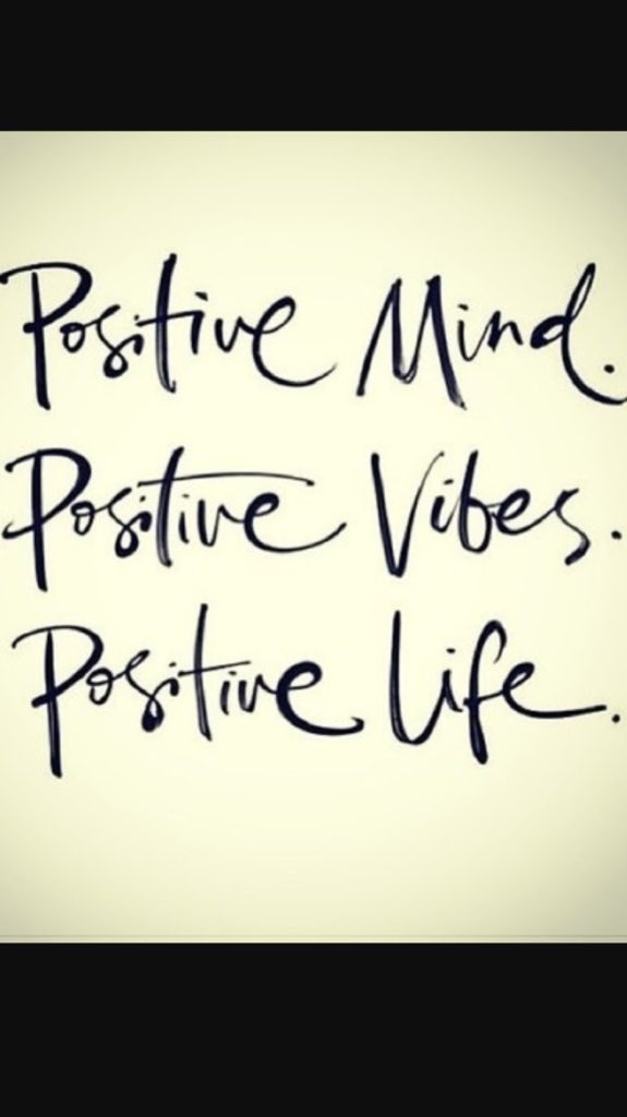 FitGirlWilts's tweet photo. A little positivity goes a long way. Dreading Monday? Get that positive mindset switched on and see the difference! https://t.co/167TOPK8e4