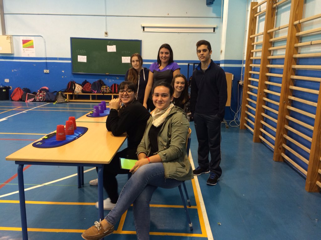 playstera's tweet photo. #IESGuadalpeña #stackup2015 @stackingspain https://t.co/1KRxnO1JzK