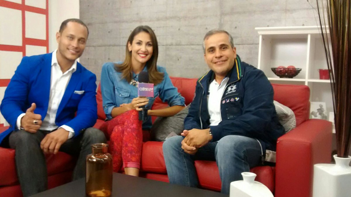 closeupVVplus's tweet photo. El apoyo al #CineVenezolano nos mueve y hoy presentamos @MuerteSus bajo la Dirección de @oscarivasgamboa 6:30pm https://t.co/hdPTfAk363