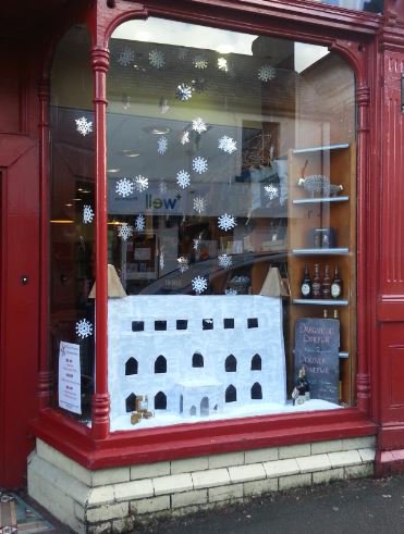camundson1's tweet photo. Spotted this #brilliant display in the #NTShop #Llandeilo whilst wandering around earlier today! https://t.co/er0R5qCNUw