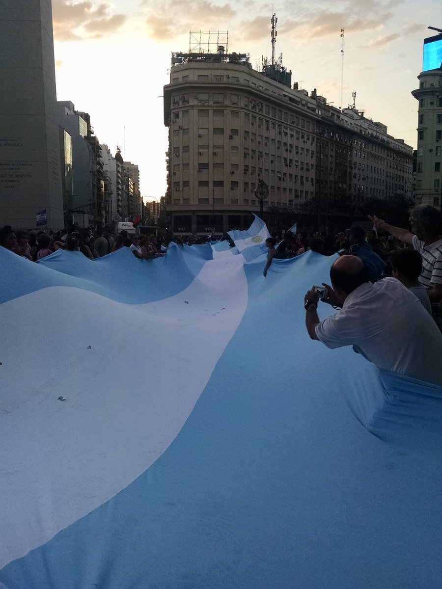 Maitudm's tweet photo. #YoVoteAScioli #ScioliPresidente #AmoAMiPais #ResistiendoConAguante https://t.co/OR4MsnyfmK