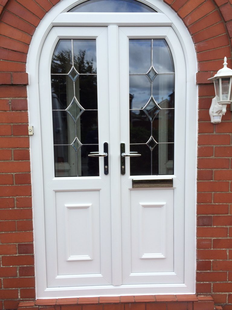 bps_wxm's tweet photo. Another happy customer #bps_wxm #newdoors #doors #greatprices https://t.co/hAZEXs3SR3