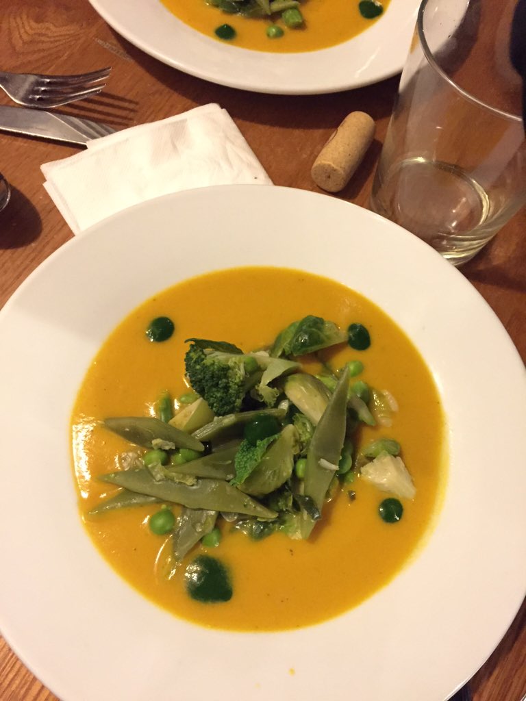 martibk's tweet photo. Clorofila en escabeche en la #cenavegana con @EspacioReflex https://t.co/tmHhHVeoX3