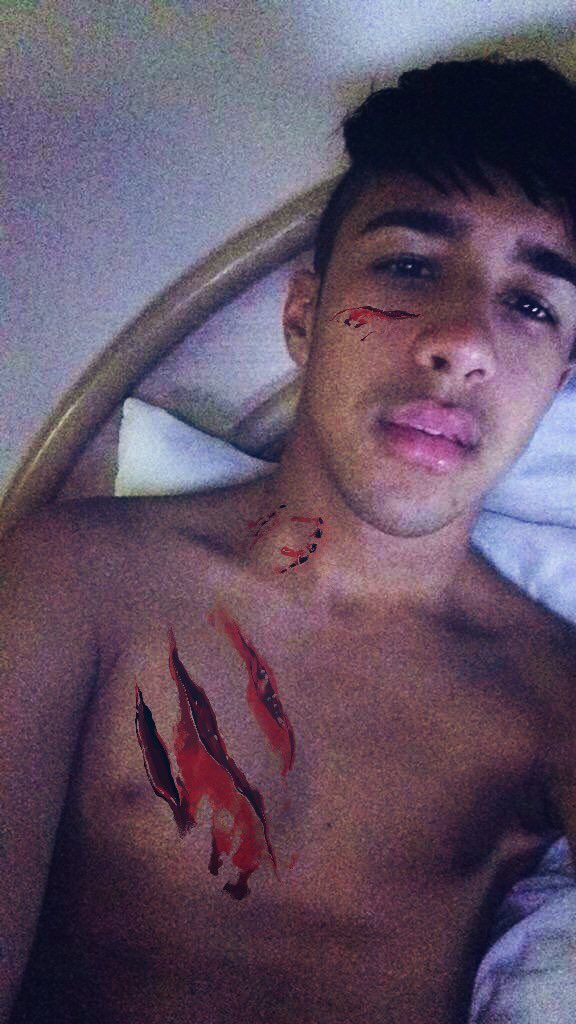 MIGUELITOMTOFan's tweet photo. Hice este edit para Halloween y nunca lo subí 😂😂 pero esta feo @MIGUELITOMTO https://t.co/Gj35a9po3v