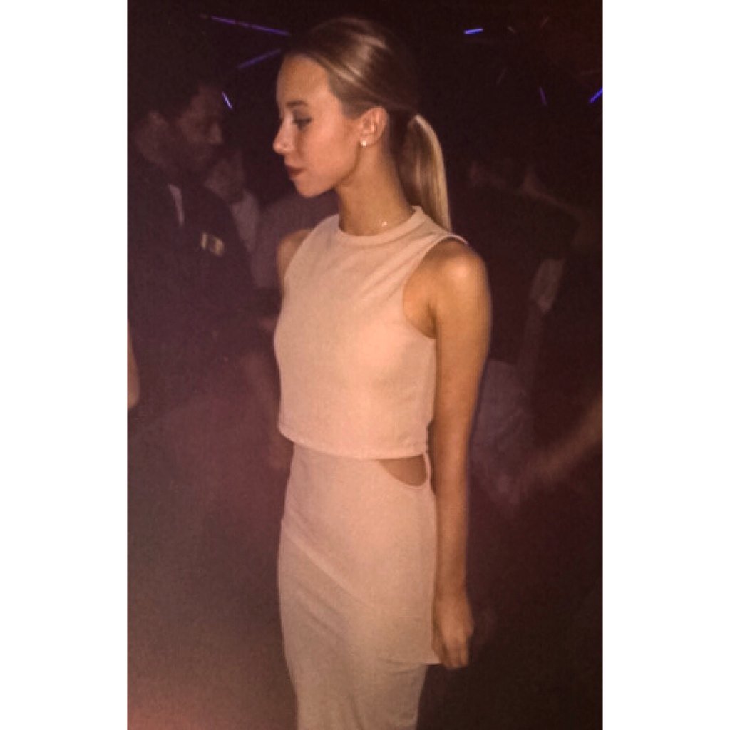 Hayden Hopkins on X: in the mood for nude t.cokDkrTrDJRM  X